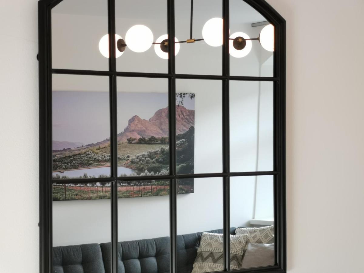 Fynbos Apartments Deluxe, Balkon, Historisch, Parkplatz Meißen المظهر الخارجي الصورة